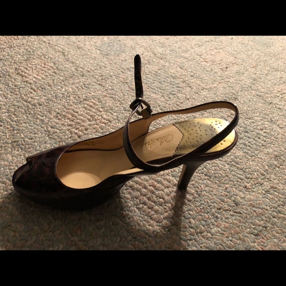 Shoes - Picture 3 of 4